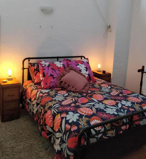 Pips On Mitchell - Beautiful Historic Apartment - Accommodation QLD 1
