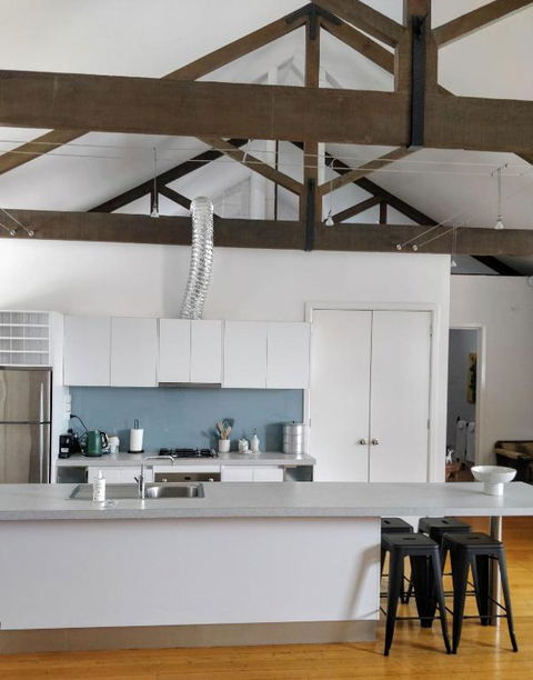 Pips On Mitchell - Beautiful Historic Apartment - Accommodation QLD 3