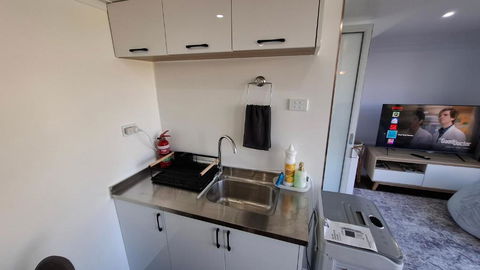 Pod Tiny Home - Accommodation QLD 1