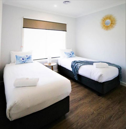 Popular Luxury Villa Kialla Shepparton - Accommodation QLD 3