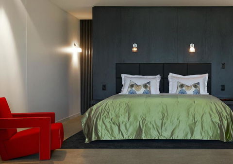 Port Phillip Estate - Accommodation QLD 3