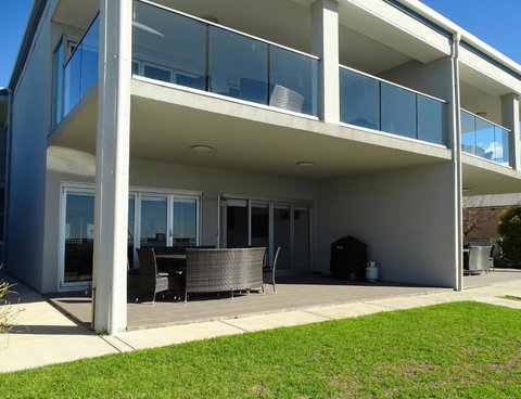 Port Vincent Seaside Apartments - Apartment 1 - Accommodation QLD 0