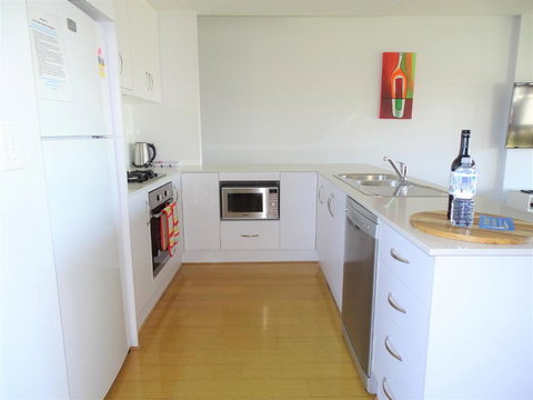 Port Vincent Seaside Apartments - Apartment 1 - Accommodation QLD 1