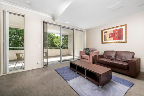 Quiet Apartment In Braddon ACT - Accommodation QLD 2