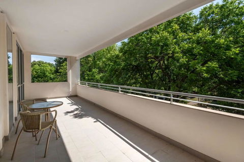 Quiet Apartment In Braddon ACT - Accommodation QLD 0