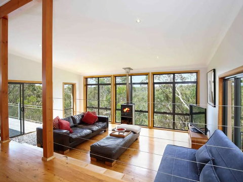 Postcards From The Edge - Accommodation QLD 2