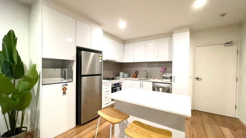 Preston Spacious 2BRM Apartment Free Parking Wi-Fi - Accommodation QLD 2