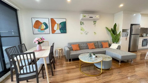 Preston Spacious 2BRM Apartment Free Parking Wi-Fi - Accommodation QLD 1
