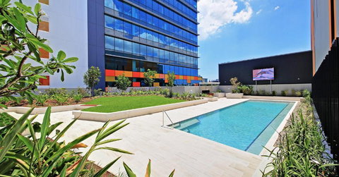 Private Bedroom & Bathroom In Shared Inner Brisbane Apartment - Accommodation QLD 1