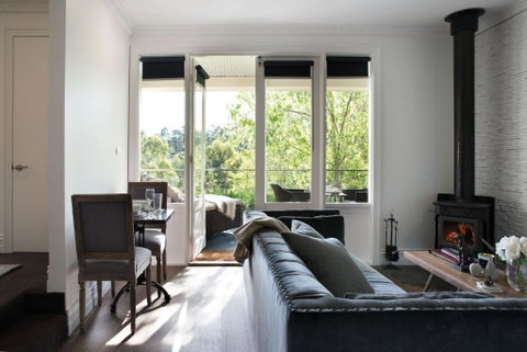 Provence Spa Villa 2 - Accommodation QLD 3