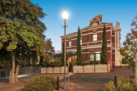 QPO QUEENSCLIFF - Accommodation QLD 2