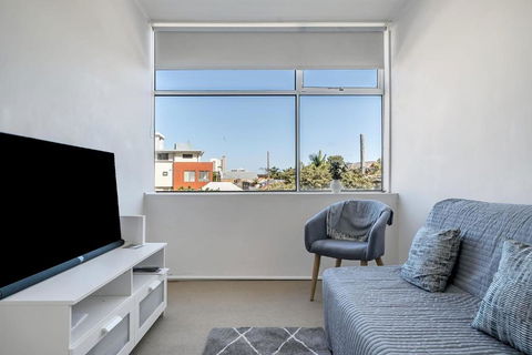 Quaint 1BD On The Doorstep Of Manly Beach - Accommodation QLD 0