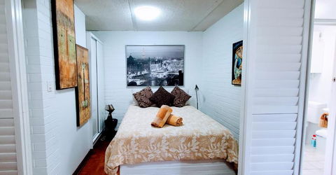 Quaint & Tranquil Subiaco 1 Bedroom Apartment - Accommodation QLD 1
