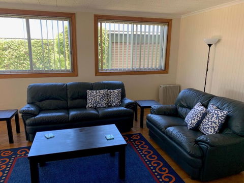 Quaint Hideaway - Accommodation QLD 3