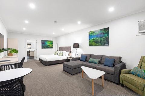 Presidential Motel - Accommodation QLD 0