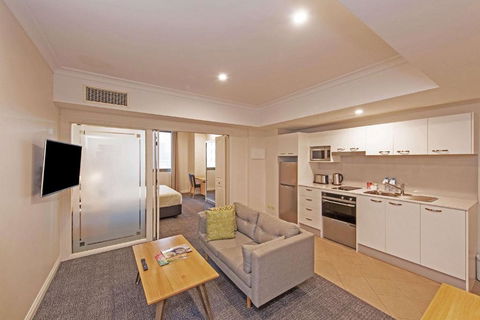 Quality Apartments Adelaide Central - Accommodation QLD 0