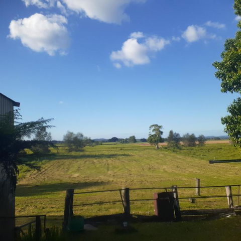QUIET PROPERTY BY THE RIVER - Accommodation QLD 1