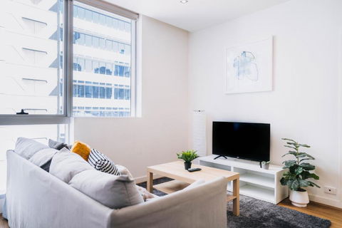 QV Urban SkyPool Residence - Accommodation QLD 3