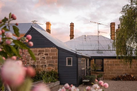 Raffah House - Accommodation QLD 3