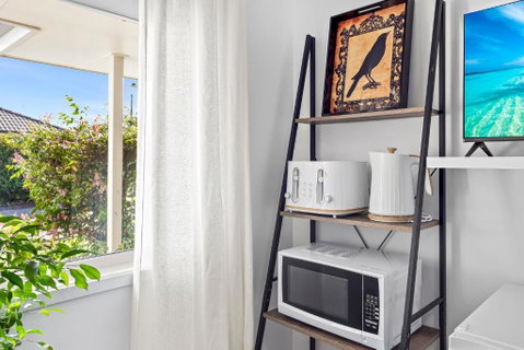 Raven Studio Griffin - Accommodation QLD 3