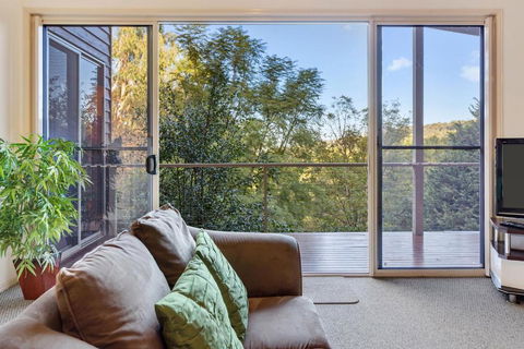 Ravensbourne Escape- Kookaburra Kottage - Accommodation QLD 0