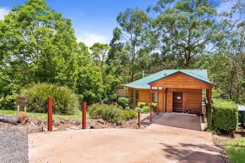 Ravensbourne Escape-Tree Tops - Accommodation QLD 1
