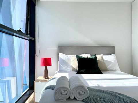 Readyset Apartments On Bouverie - Accommodation QLD 1