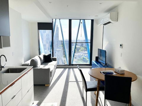 Readyset Apartments On Bouverie - Accommodation QLD 2