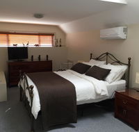 Atina Rocks Country Homestead - Accommodation QLD