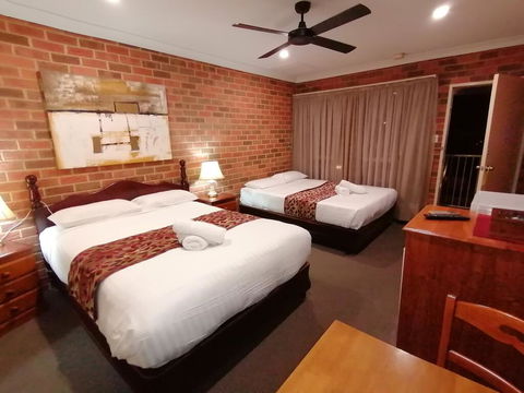 Aussie Rest Motel - Accommodation QLD 3