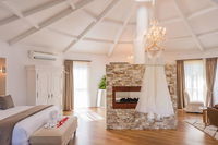 Book Upper Mudgeeraba Accommodation Vacations Accommodation QLD Accommodation QLD