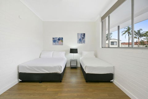 Australian Community Villages - Accommodation QLD 1
