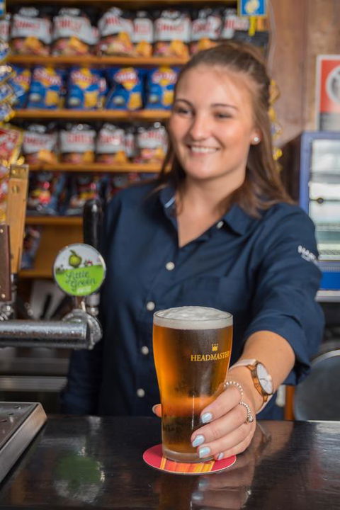 Australian Hotel Motel - Accommodation QLD 3