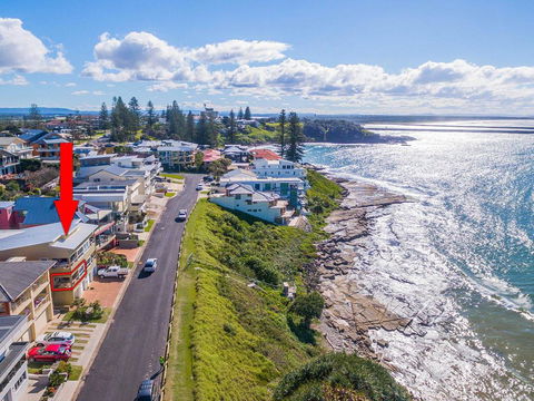 Avalon 1 - Overlooking Beautiful Convent Beach - Accommodation QLD 1