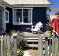 Avalon Seafarers Beachfront - Accommodation QLD