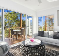 Avalon Tree House - Accommodation QLD
