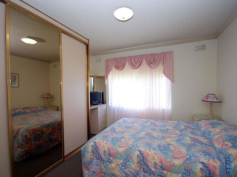 Avilla Court 1 - Accommodation QLD 1