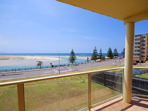 Avilla Court 1 - Accommodation QLD 0