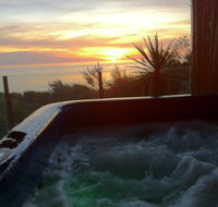 Award Winning Beach Front Retreat - Accommodation QLD