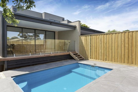 AZURE - ROSEBUD - Accommodation QLD 0