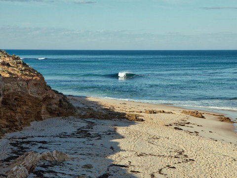 Back Beach Hideaway - Accommodation QLD 1