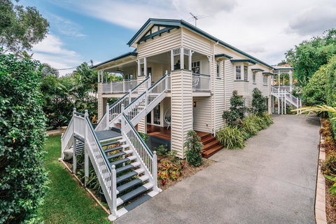 Balmoral Queenslander - Accommodation QLD 0