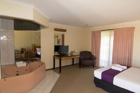 Balranald Motor Inn - Accommodation QLD 1