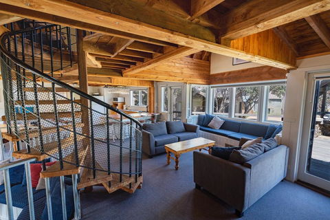 Banjo's Chalet, Alpine-getaways - Accommodation QLD 3