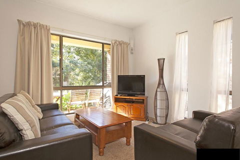 Banksia - Sawtell, NSW - Accommodation QLD 0