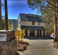 Banksia 2/35 Townsend Street - Accommodation QLD