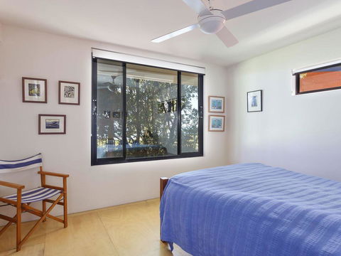 Barefoot Beach House - Accommodation QLD 3