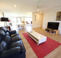 Barefoot Bungalow at Hat Head - Accommodation QLD