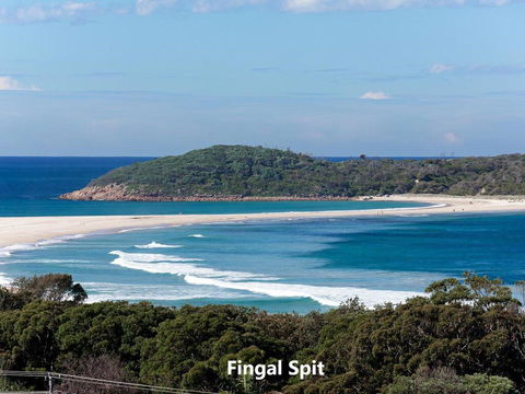 Barefoot' 7/44 Marine Drive - Fabulous Fingal Bay - Accommodation QLD 0
