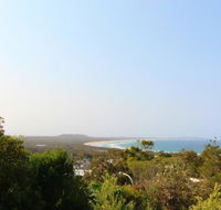 Barefoot 32 Skyline Crescent Crescent Head - Accommodation QLD